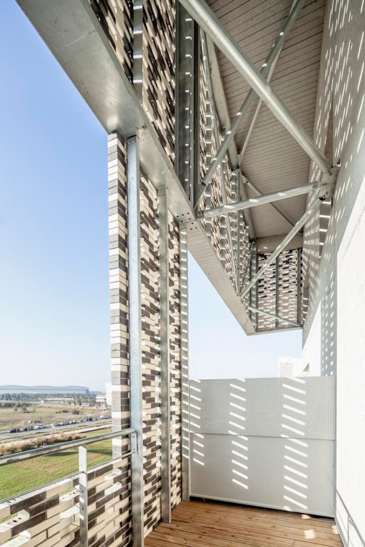 Detail. Building C. Dwellings Toulouse by Mateo Arquitectura. Photography© Adrià Goula. 
