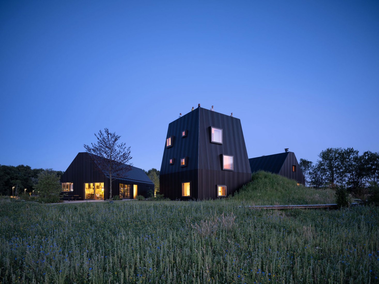 Villa Vught por Mecanoo. Fotografía por Ossip Architectuurfotografie