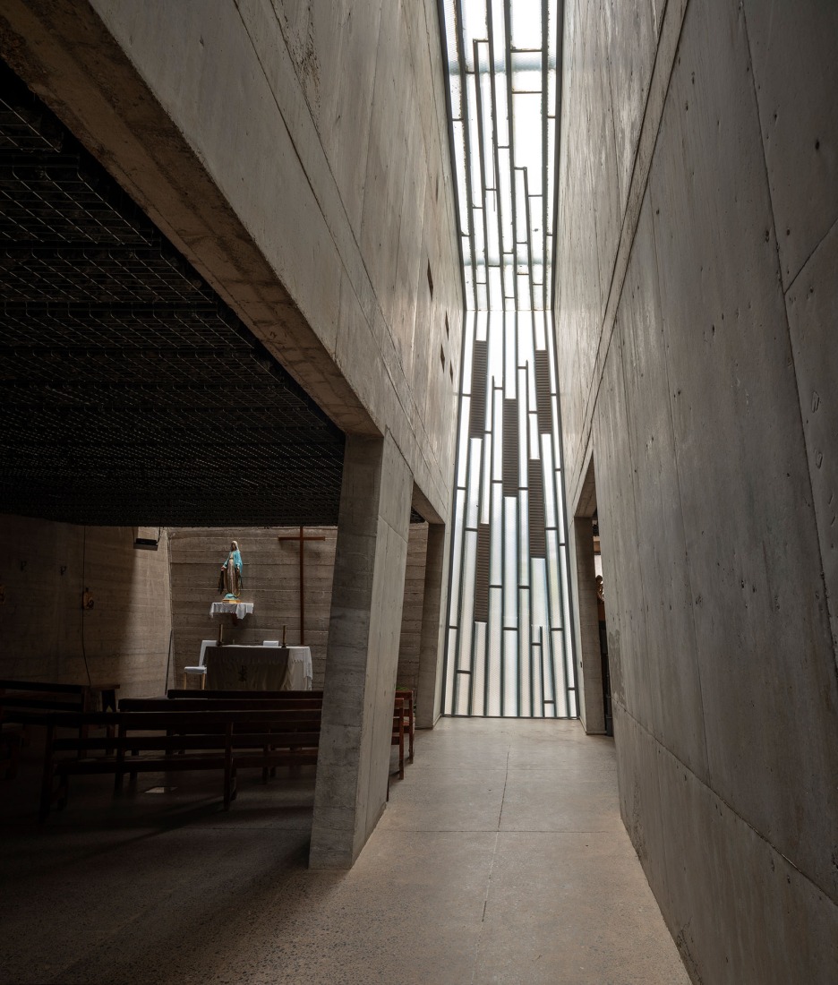 Iglesia Las Chumberas por Fernando Menis. Fotografía por Hisao Suzuki.