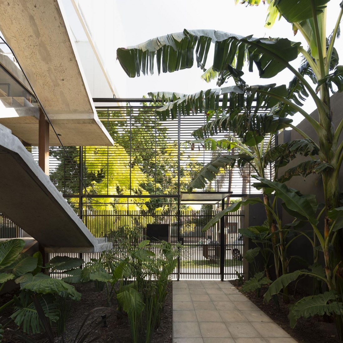 8 Casas por Lucas Nicolas Geya. Fotografía por Javier Agustin Rojas.