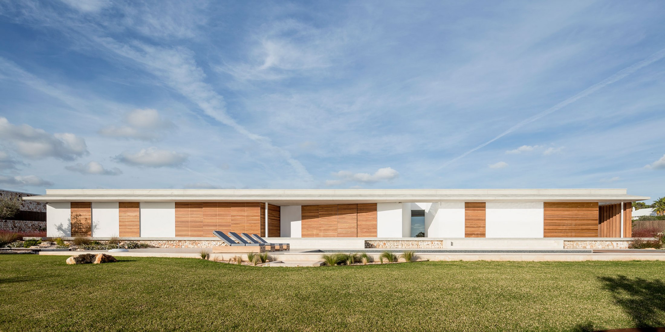Casa E por Gabriel Montañés. Fotografía por Adrià Goula