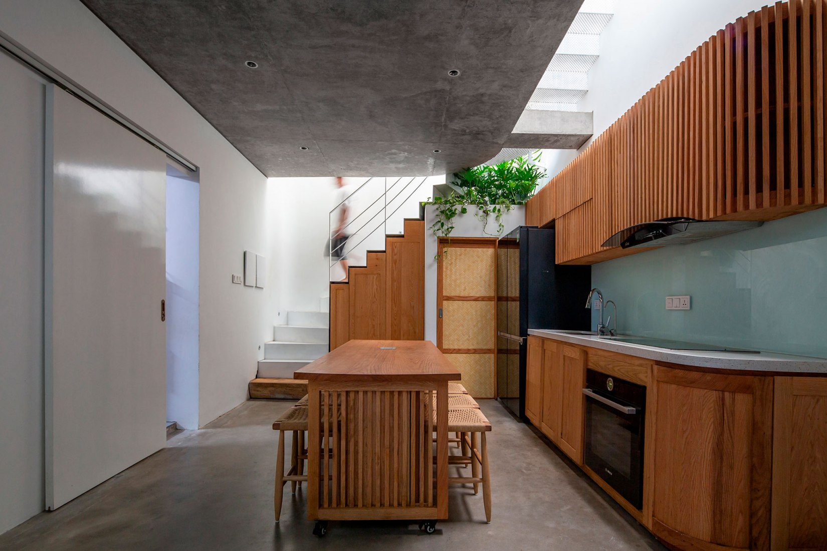 Casa TH por ODDO architects. Fotografía por Hoang Le photography.
