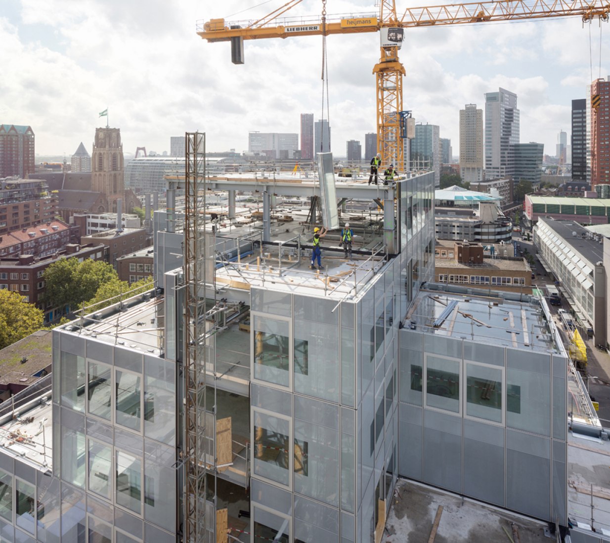 Stadskantoor Rotterdam por OMA. Fotografía por Ossip van Duivenbode. Imagen cortesía de OMA.