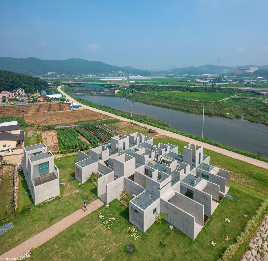 NONSPACE by On Architects. Photograph Yoon Joonhwan. 