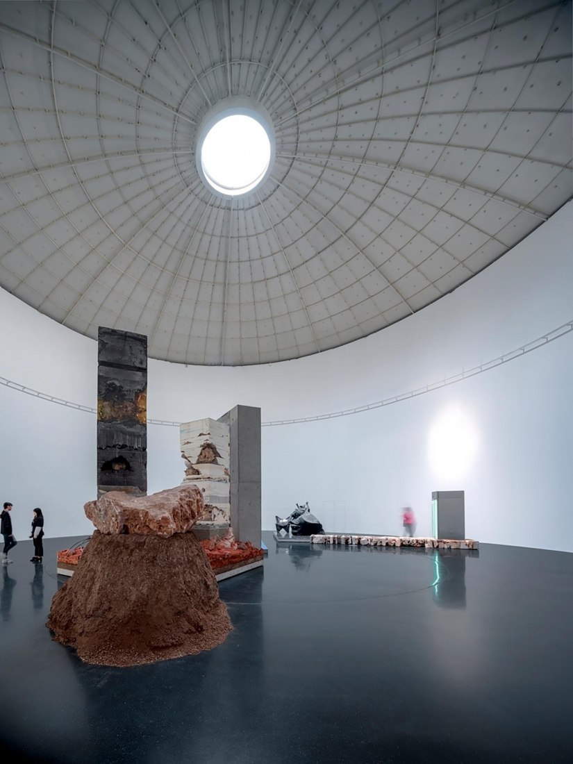 Tank 3 Interior. Tank Shanghai by OPEN Architecture. Photograph by WU Qingshan