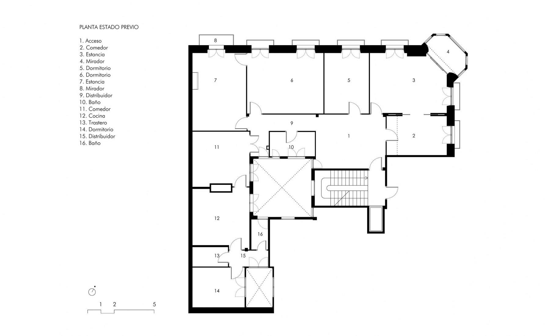 Planta sin reformar. Dos apartamentos Elkano por Pauzarq.