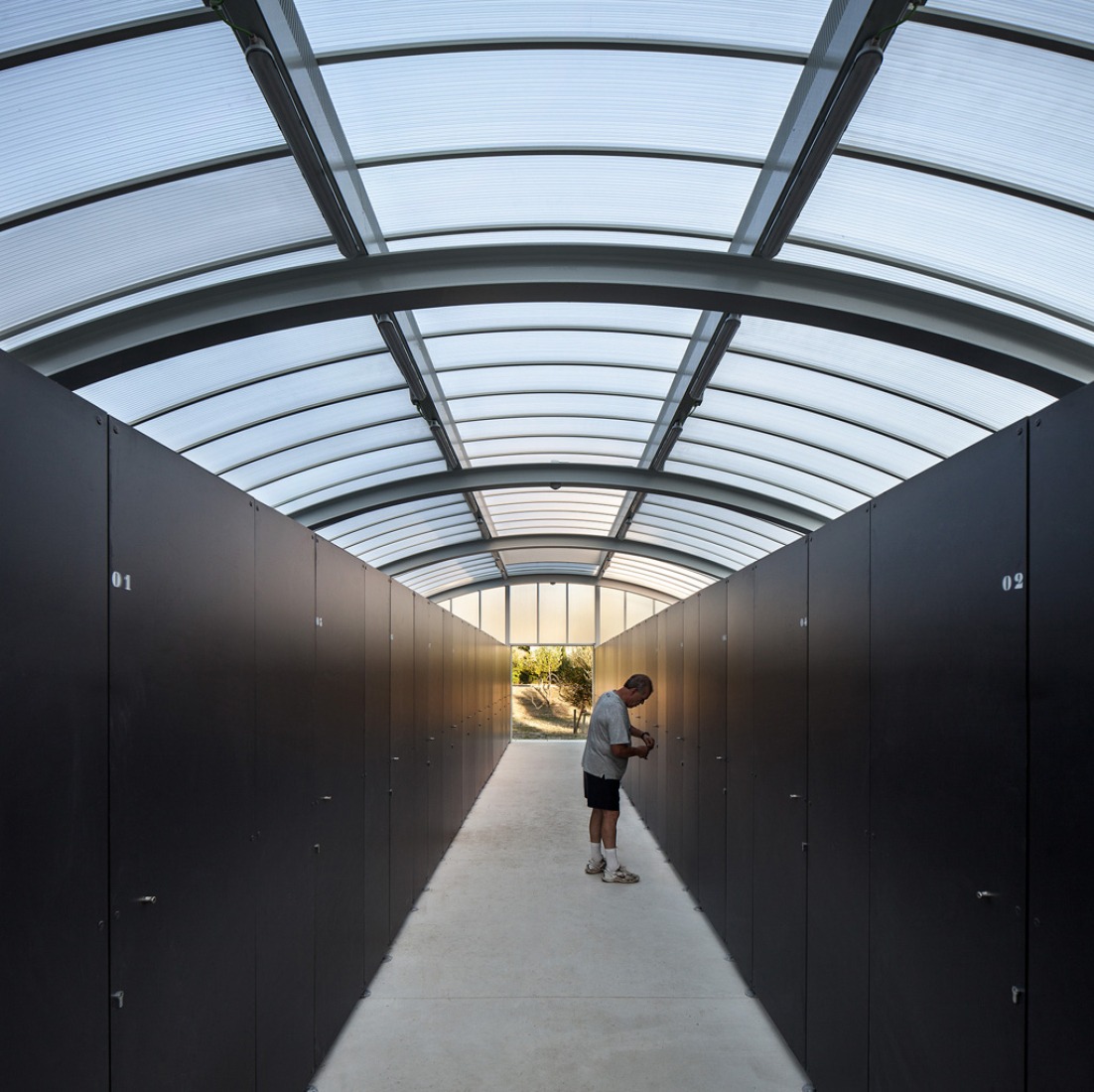 Community gardentool sheds in the Aranzadi Park by Peralta Ayesa arquitectos. Photography © Pedro Pegenaute.