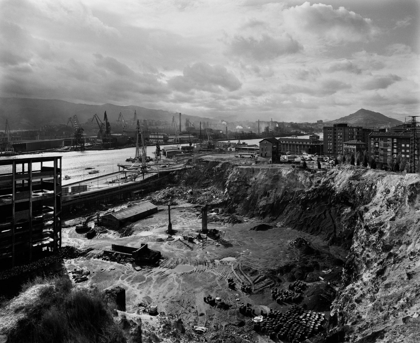 Gabriele Basilico. Bilbao, 1993. Photograph © Gabriele Basilico
