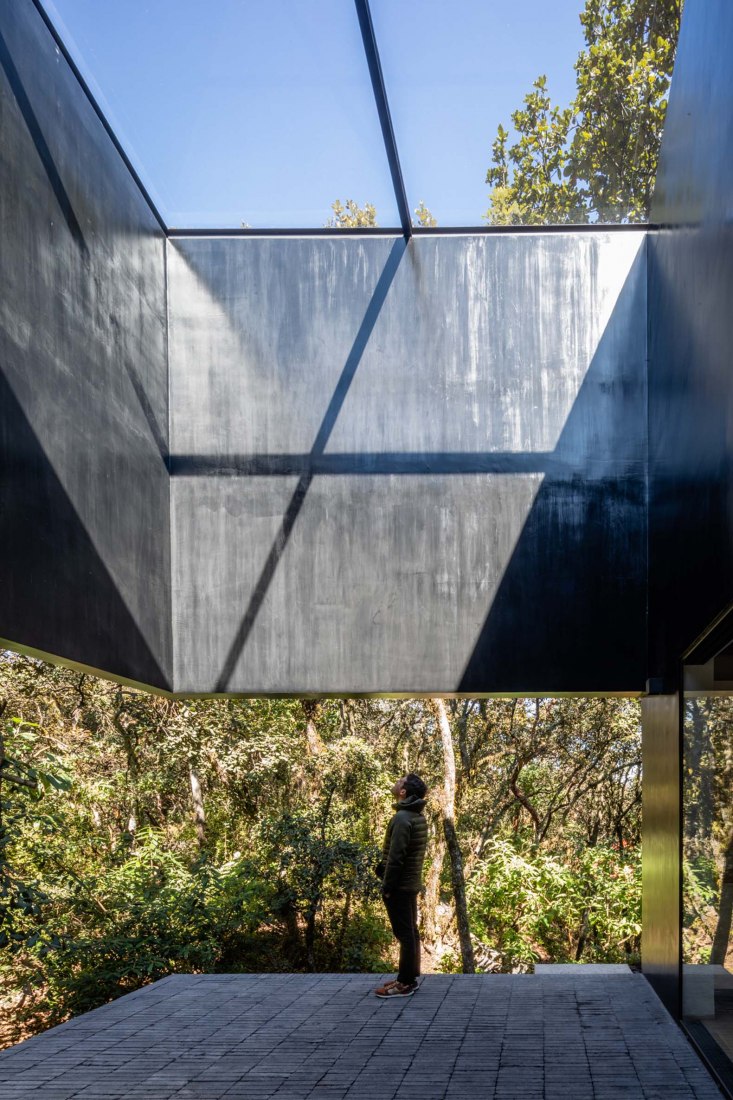 Tlalpuente House by PPAA. Photograph by Rafael Gamo.