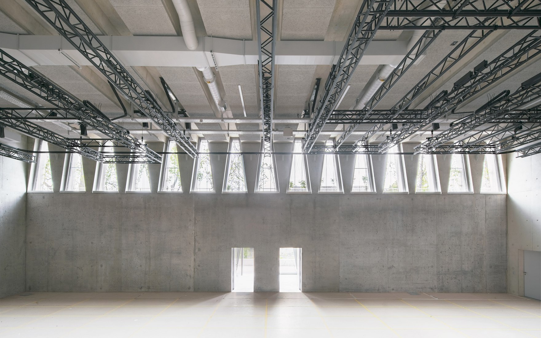 Tanzhaus Zürich by Barozzi Veiga. Photograph by Simon Menges, Berlin