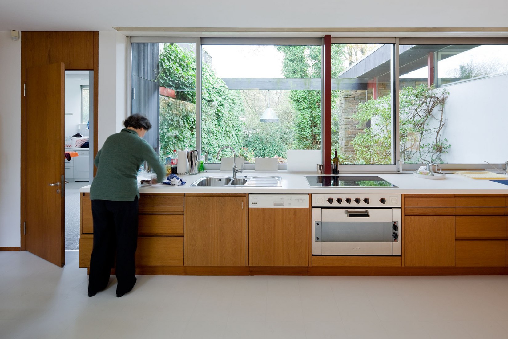 Pescher House by Richard Neutra. Photograph by Iwan Baan Photography © Iwan Baan 1996 - 2021.