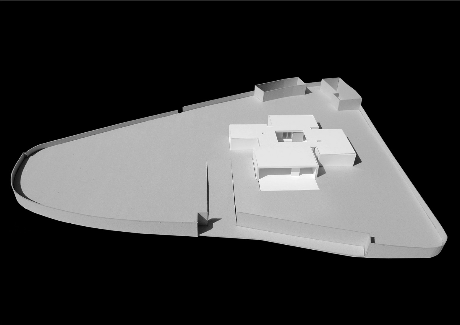 Model. Galegos House by Raulino Silva