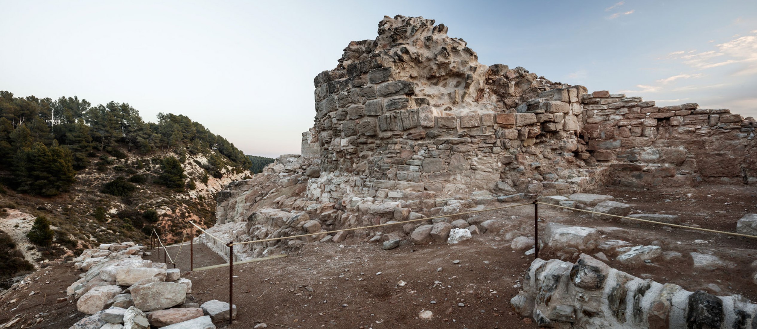 Castle view. Recovery of the access to Jorba’s castle by Carles Enrich. Photograph © Adrià Goula