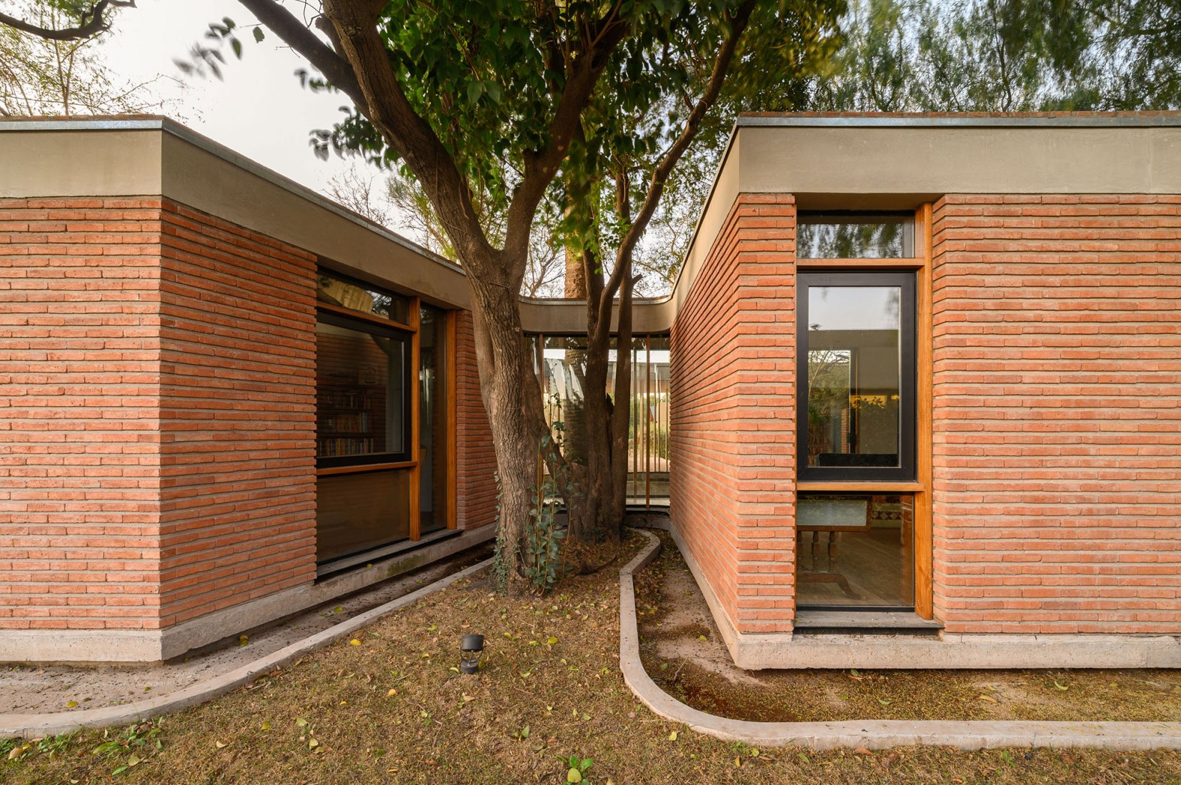 Casa Las Marías por Santiago Viale y Asociados. Fotografía por Gonzalo Viramonte.