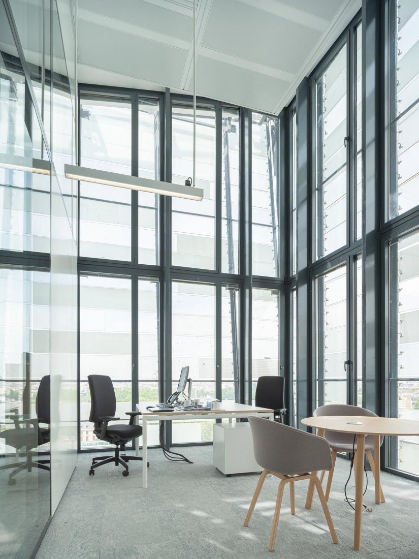 Le Monde Group headquarters by Snøhetta. Photograph by Jared Chulski