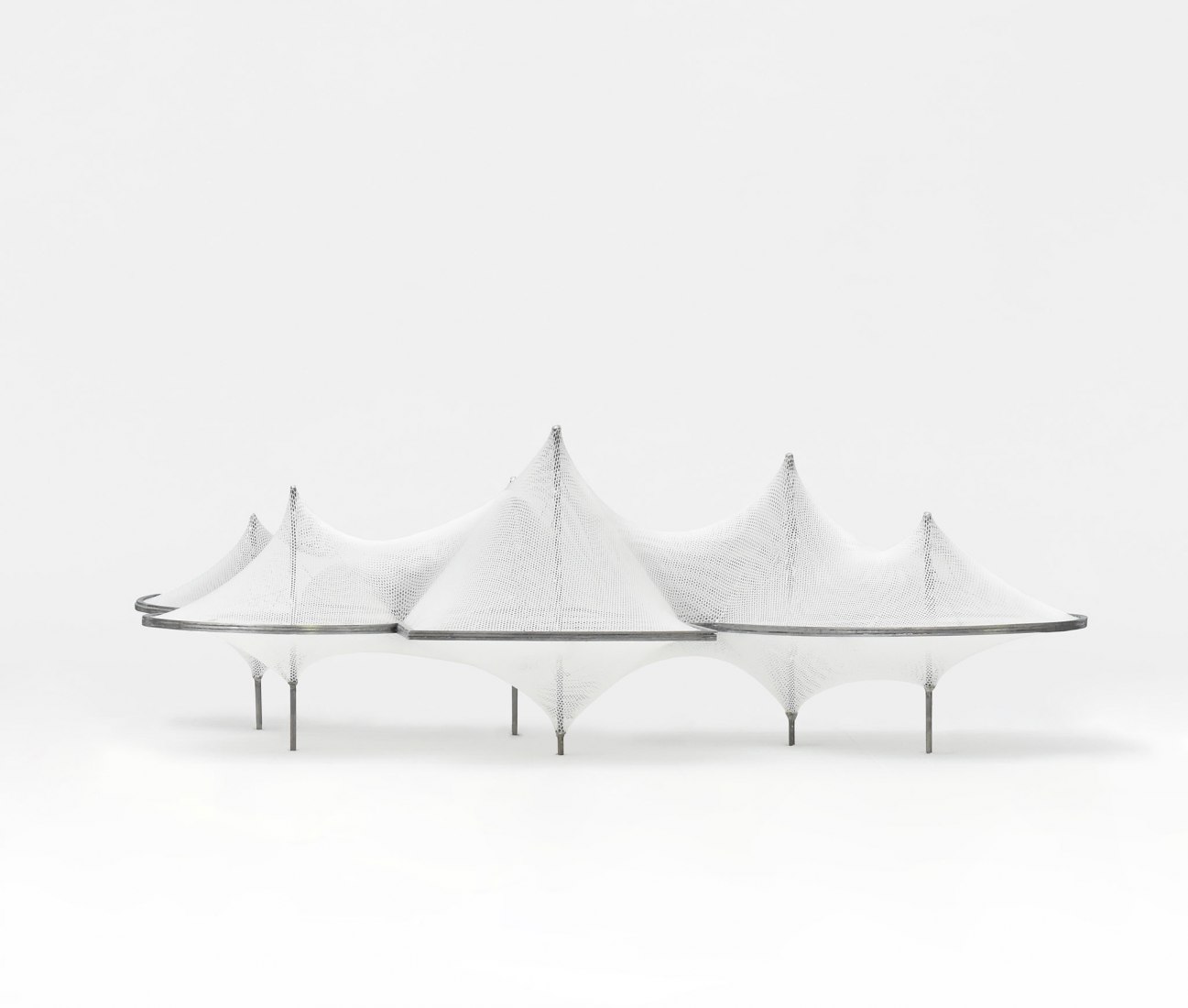 Maqueta. Instalación 'Murmuration (1909)' por SO – IL.