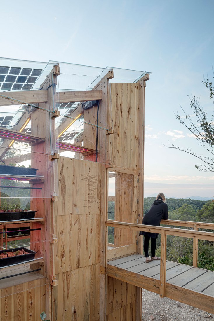 Solar Greenhouse by IAAC.  Photography by Adrià Goula.