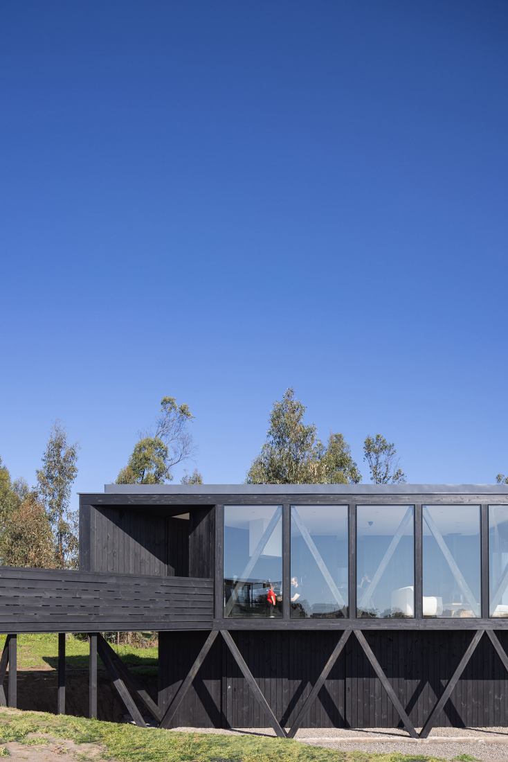 Morla House by Stanaćev-Granados. Photography by Pablo Casals Aguirre.