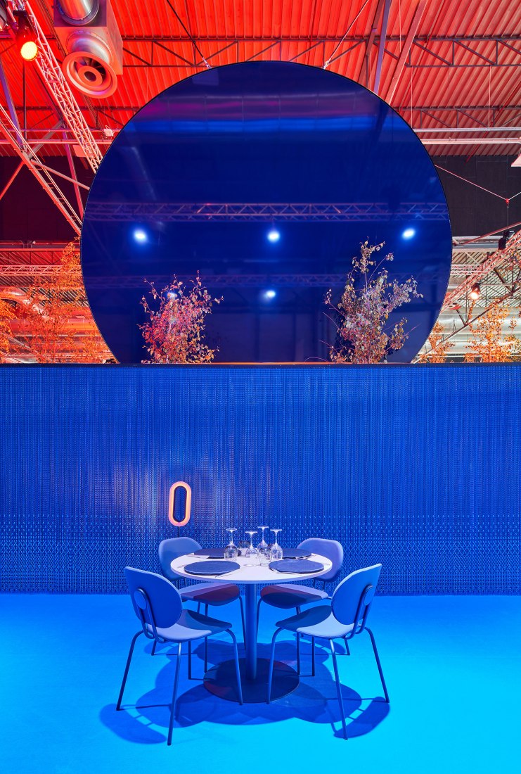 SALIDA. VIP Lounge ARCOmadrid 2021 by Studio Animal + Estudio Gonzalo del Val + Toni Gelabert Arquitecte. Photograph by José Hevia.