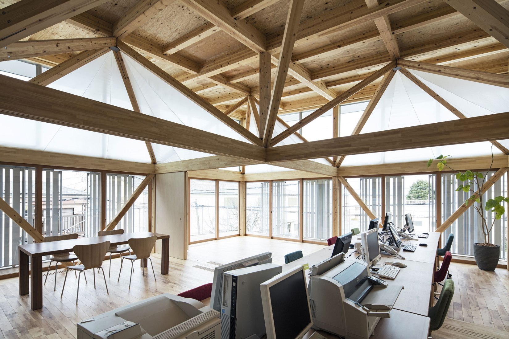 Substrate Factory Ayase by Aki Hamada Architects. Photography © Kenta Hasegawa