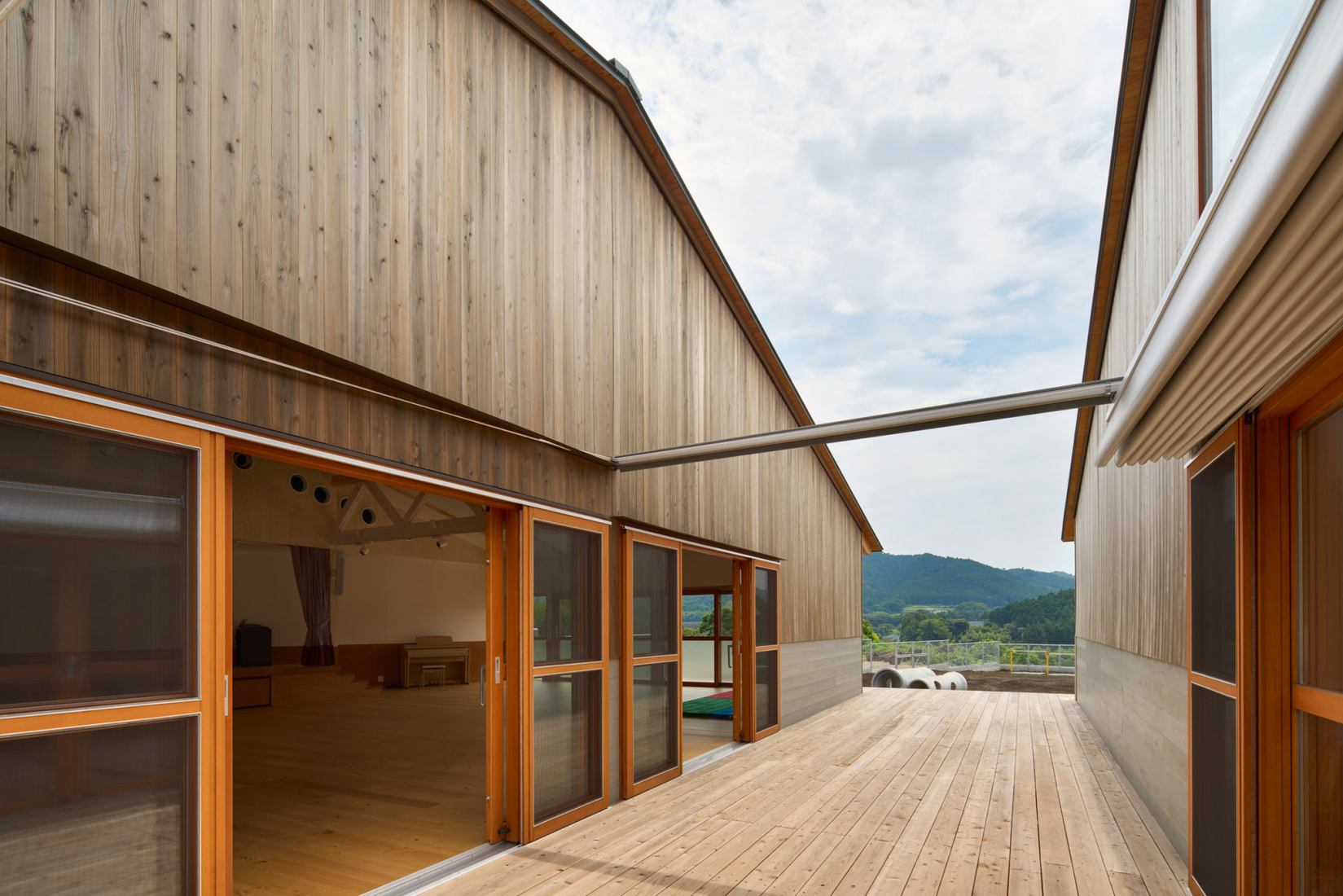 Tsukuigaoka Kindergarten by Naf Architect & Design. Photograph by Toshiyuki Yano.