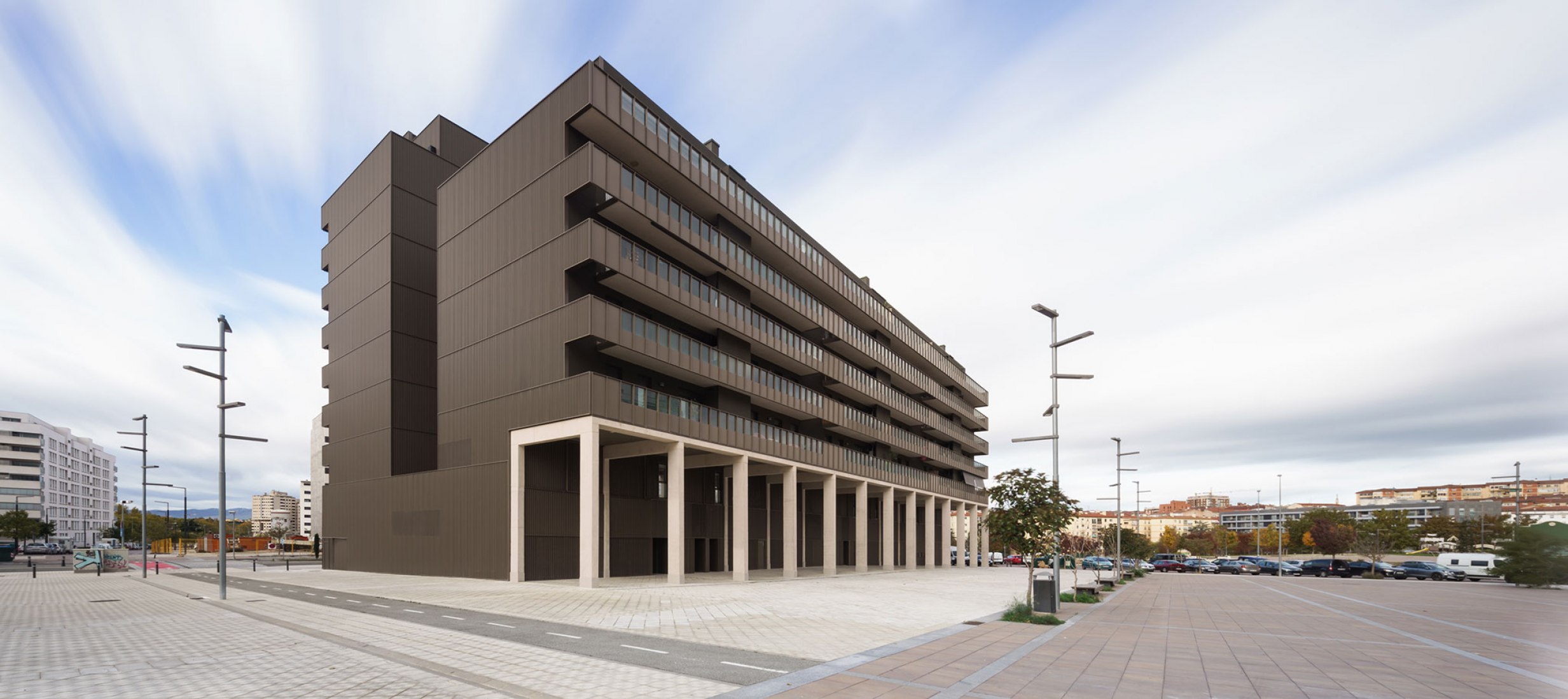 «75 social housing·VPO Arrosadía» por Vaillo+Irigaray Architects. Fotografía por Rubén Perez Bescos.