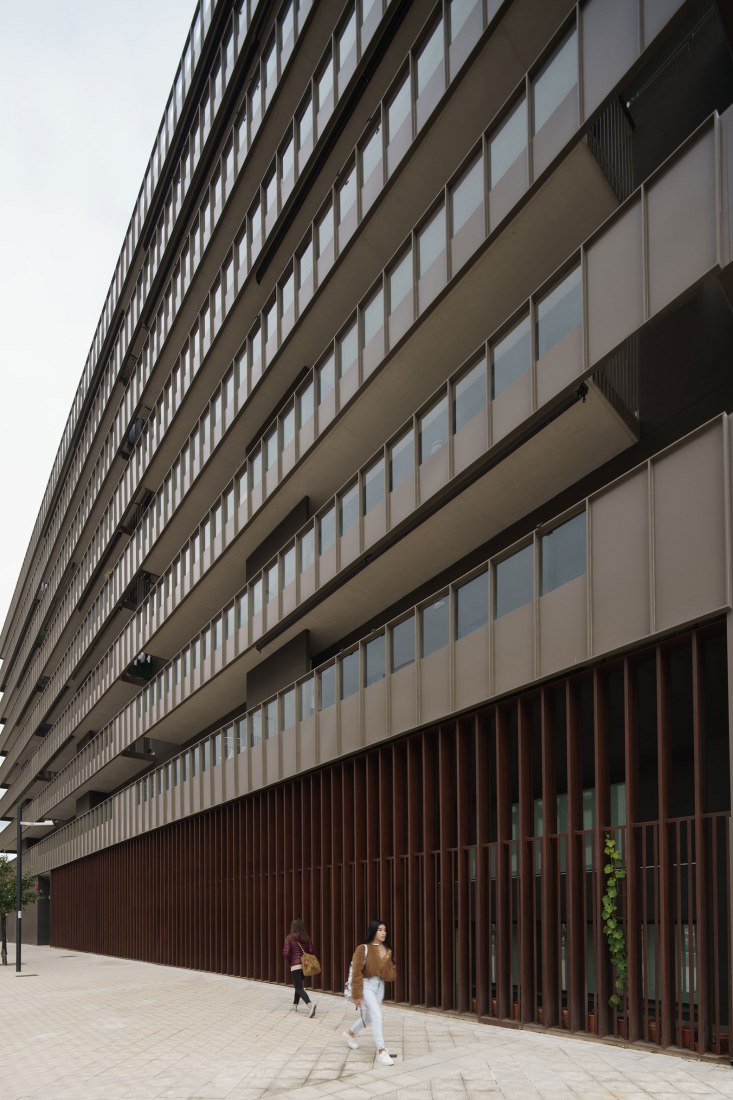 «75 social housing·VPO Arrosadía» por Vaillo+Irigaray Architects. Fotografía por Rubén Perez Bescos.