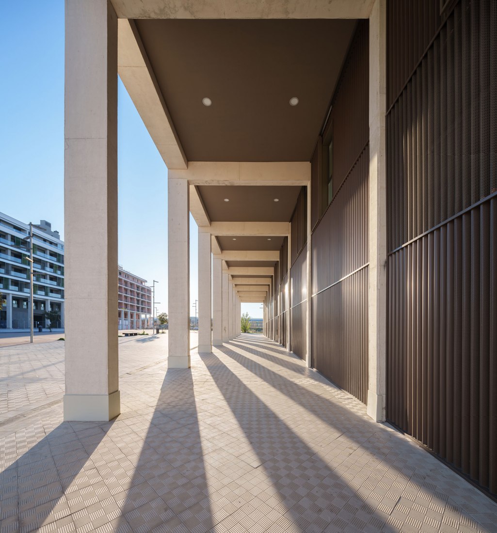 «75 social housing·VPO Arrosadía» por Vaillo+Irigaray Architects. Fotografía por Rubén Perez Bescos.