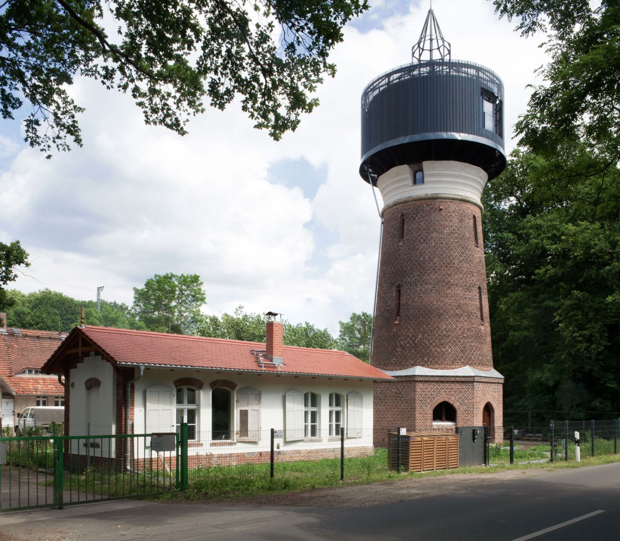 Water tower rehabilitation in Potsdam by Wirth Alonso Architekten. Photograph by Luca Girardini.