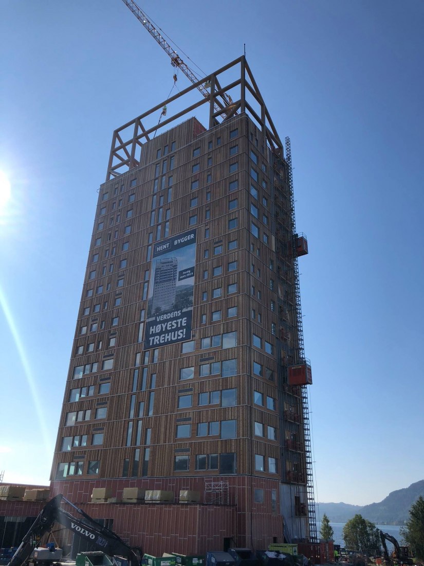 Mjøsa Tower by Voll Arkitekter. Image courtesy via Mjøstårnet