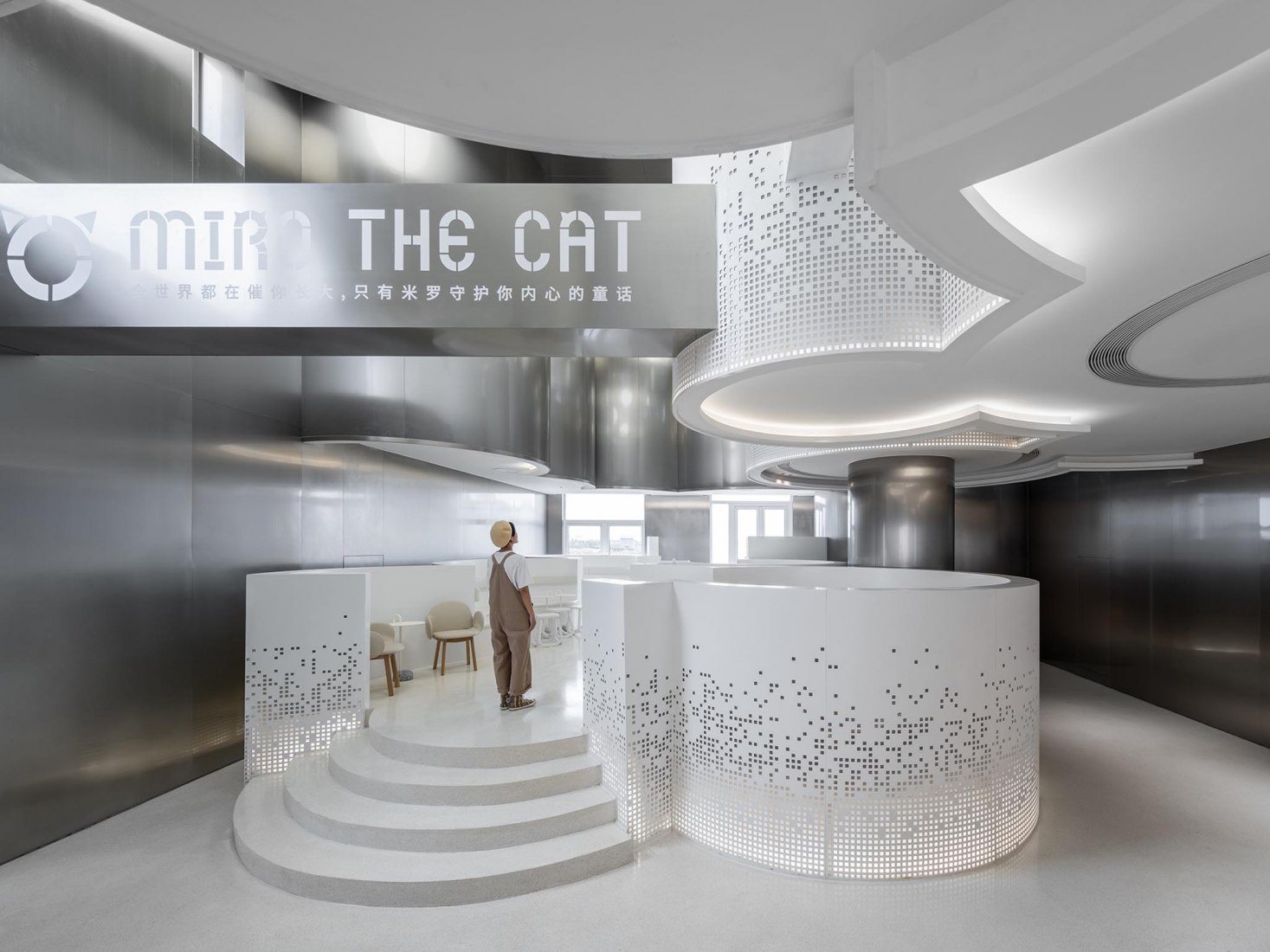 Miro store of Duoyun bookstore by Wutopia Lab. Photograph by CreatAR Images.