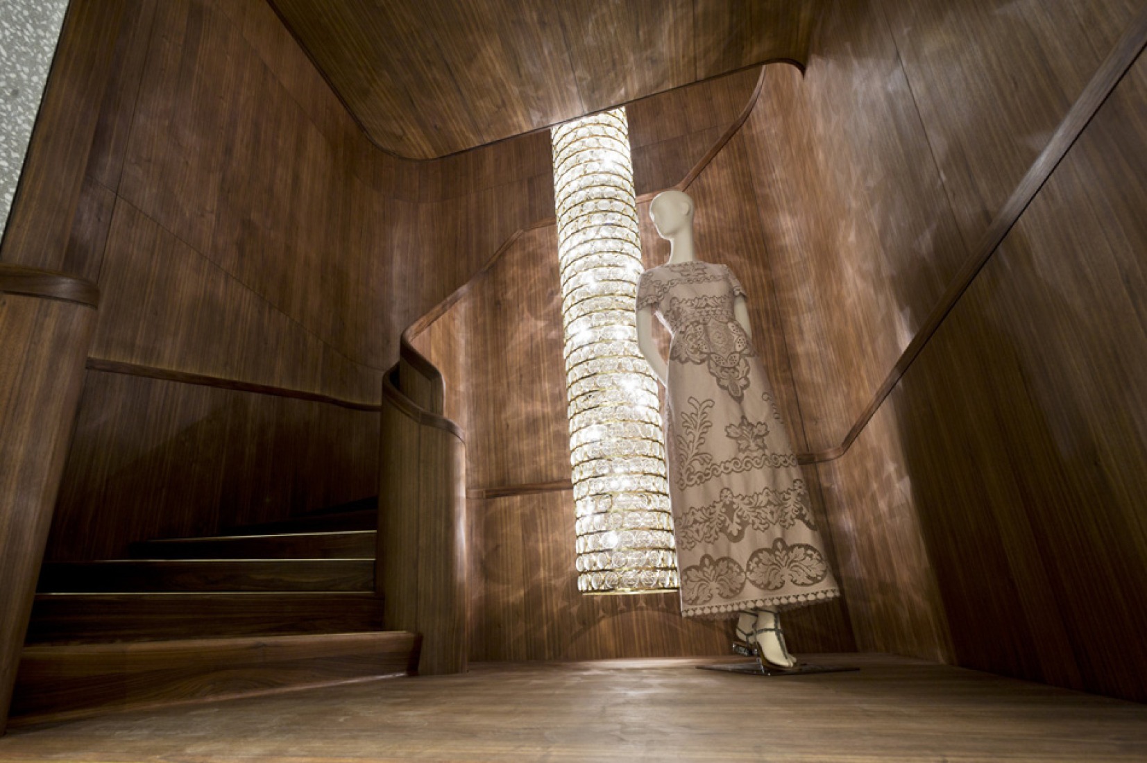 New Valentino Flagship Store in Milan. By David Chipperfield. 
