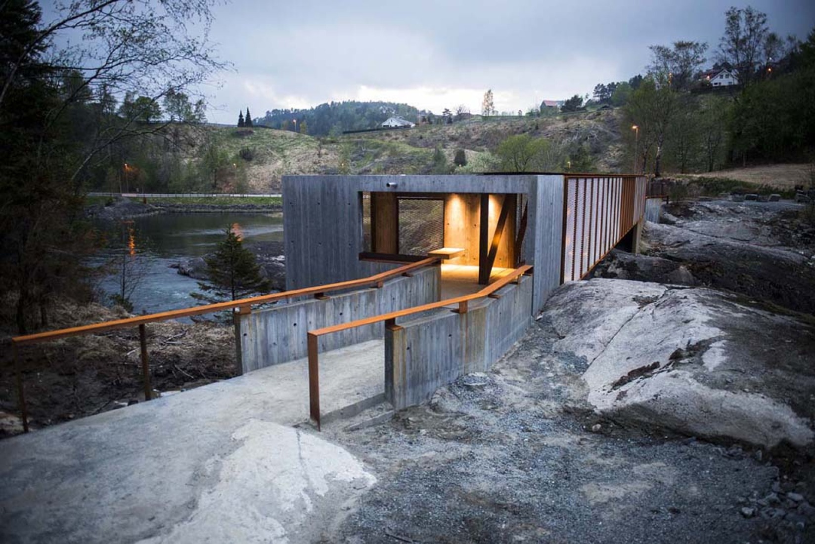 Access to the bridge. Høse Bridge by Rintala Eggertsson Architects. Photography © Dag Jenssen.