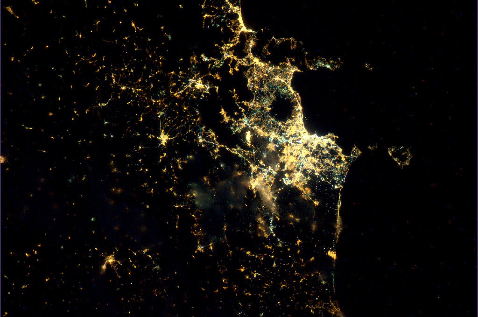 Nápoles. Fotografía ESA/NASA.