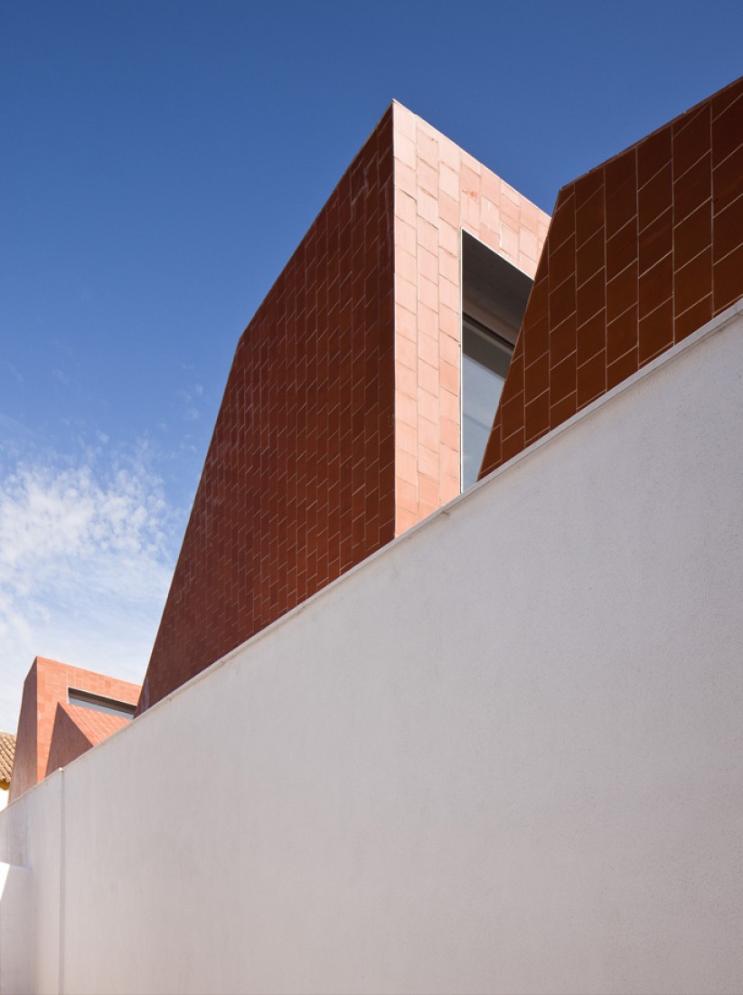 Primer Premio Arquitectura. “Escuela de Hostelería en Matadero” (Medina Sidonia, Cádiz) de Sol 89 - María González García y Juanjo López de la Cruz. 