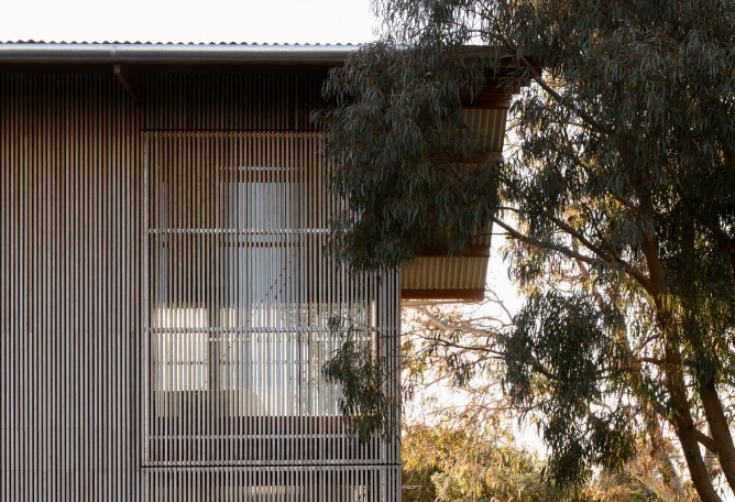 Jan Juc Studio by Eldridge Anderson Architects. Photograph by Ben Hosking.