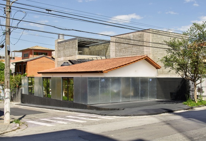 Jacó by Agencia TPBA + CLUBE. Photograph by Javier Agustin Rojas.