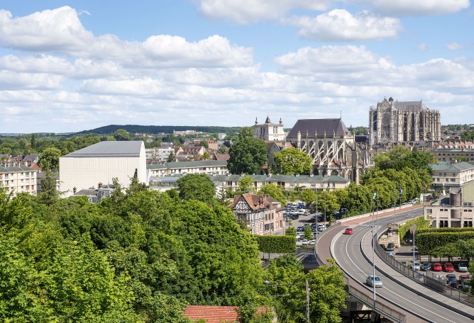 Teatro Regional de Beauvaisis por AJC Architectes. Fotografía por Sergio Grazia