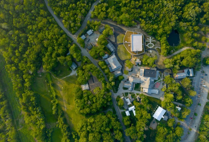 Teatro Doris Theatre por Mecanoo. Fotografía por Iwan Baan, Cortesía por Jacob's Pillow.