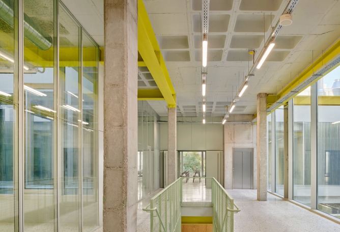 «Recirculando El Eixample» por Addenda Architects + Flexo Arquitectura. Fotografía por José Hevia