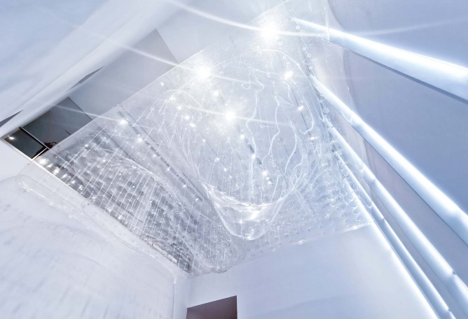 The Floor - Instalación para la exposición de “Vibrating Clouds” por Aether Architects. Fotografía cortesía de Aether Architects.