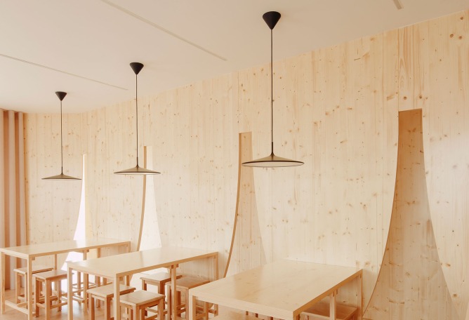 Tarouca Gastro Bar por Bruno Dias Arquitectura. Fotografía por Hugo Santos Silva.