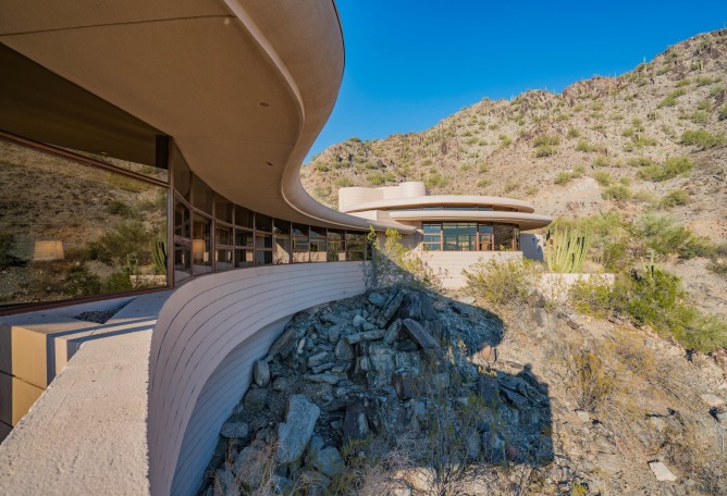 'Norman Lyker Home' by Frank Lloyd Wright. Image courtesy of The Agency