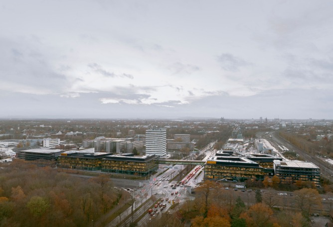 Nueva sede de Continental AG por HENN. Fotografía por Simón Menges.