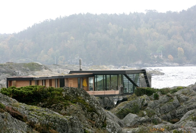 Vivienda Lille Arøya por Lund Hagem Arquitectos. Fotografía © Alexandre Westbergya by Lund Hagem Architects. Photograp © Alexandre Westberg
