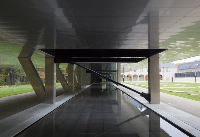Transformación del castillo de Wendel en un centro cívico, Hayange, Moselle, arquitecto Pierre-Louis Faloci, 2014-2016. Fotografía por Daniel Osso