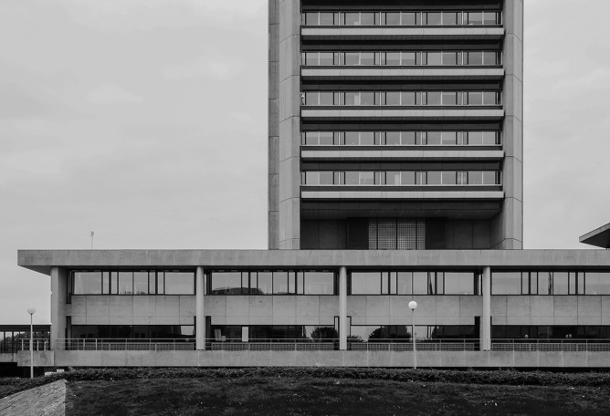 Exterior. Gobierno de Brabante Septentrional por Kaan Architecten. Fotografía © Sebastian van Damme. 