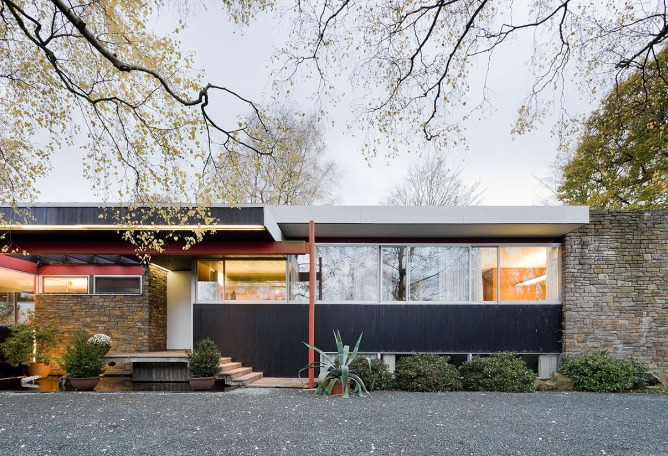 Pescher House by Richard Neutra. Photograph by Iwan Baan Photography © Iwan Baan 1996 - 2021.