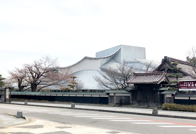 Exterior. Tsuruoka Cultural Hall by SANAA. Image courtesy of SANAA