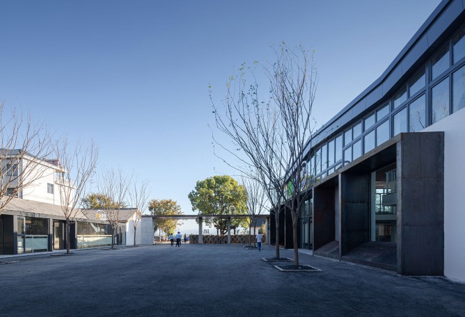 Centro de Vida Rural del Futuro por y.ad studio. Fotografía por SCHRAN.